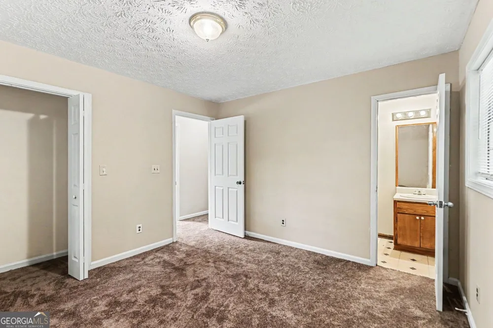 2353 Shire CT Austell, GA 30106