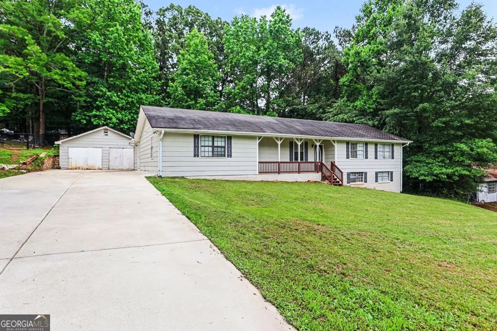 2353 Shire CT Austell, GA 30106