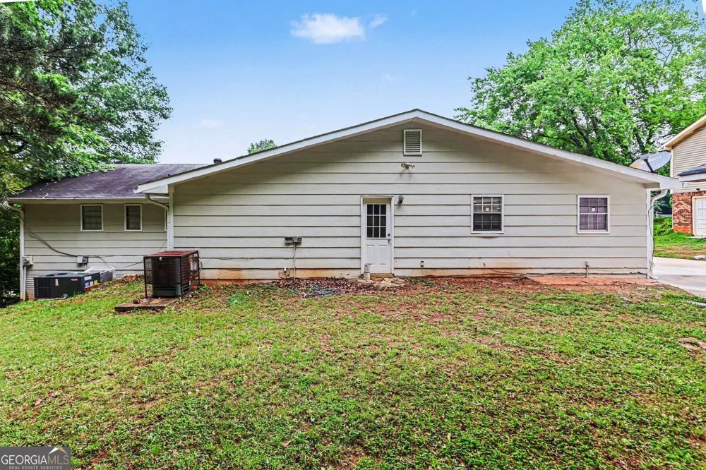 2353 Shire CT Austell, GA 30106