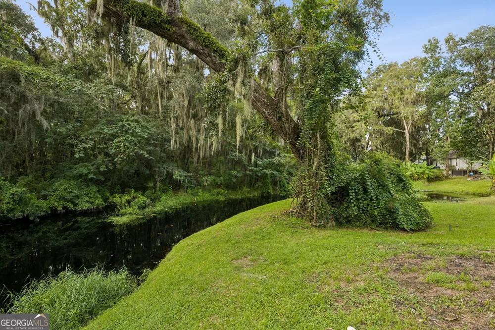 201 McIntosh DR St. Marys, GA 31558