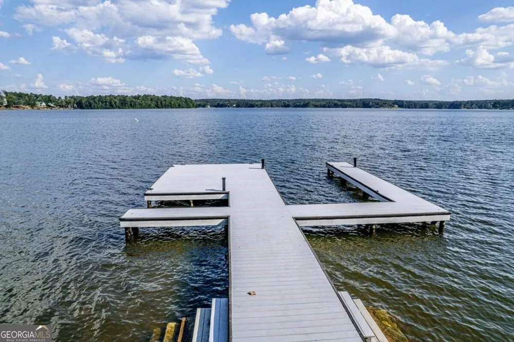 222 Waters Edge DR Eatonton, GA 31024