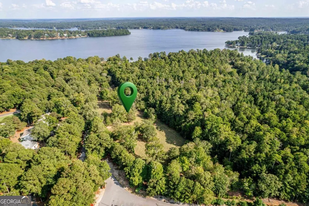 222 Waters Edge DR Eatonton, GA 31024