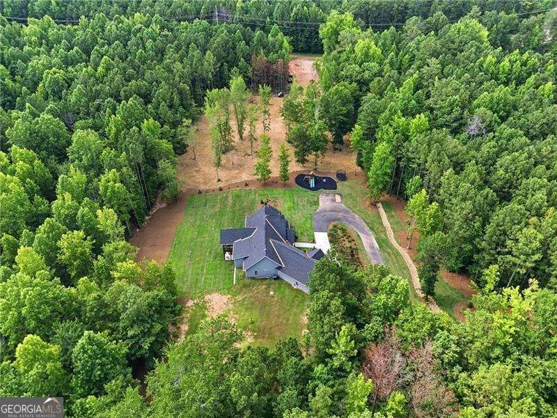 24 Simpson RD Bremen, GA 30110
