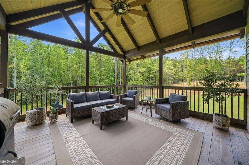 24 Simpson RD Bremen, GA 30110