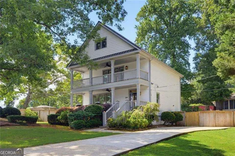 2009 Delphine DR