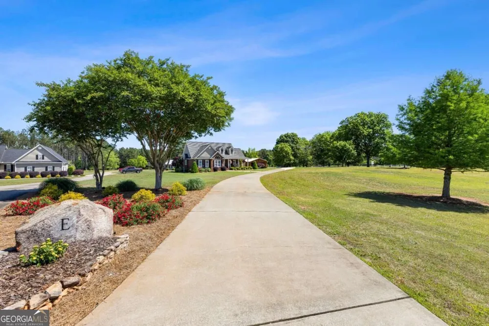 1350 Woodland RD Thomaston, GA 30286
