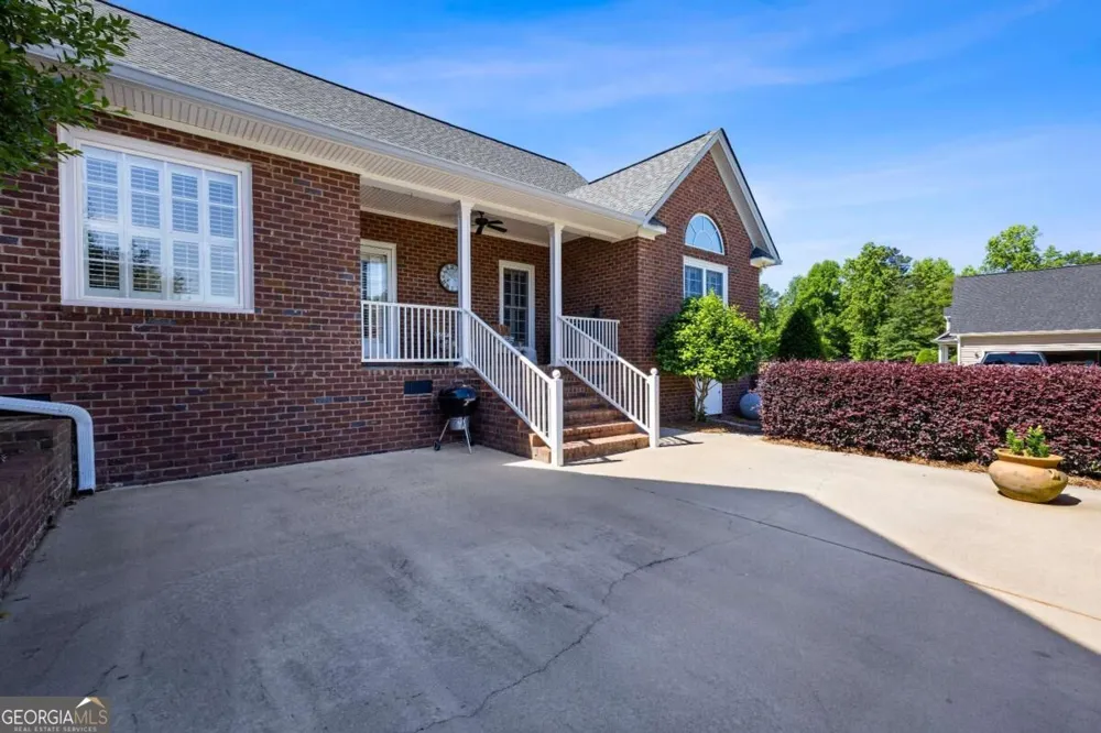 1350 Woodland RD Thomaston, GA 30286