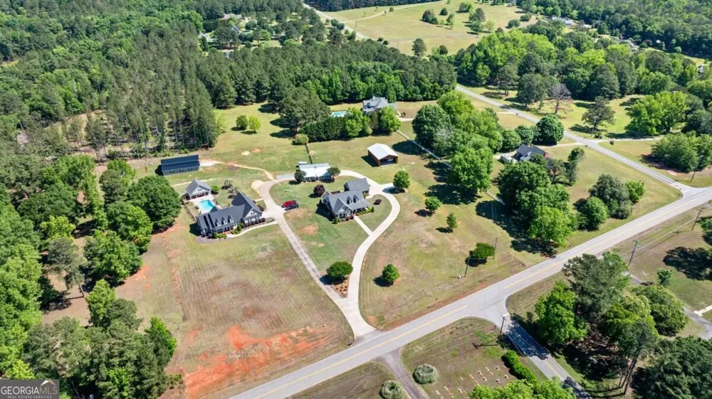 1350 Woodland RD Thomaston, GA 30286