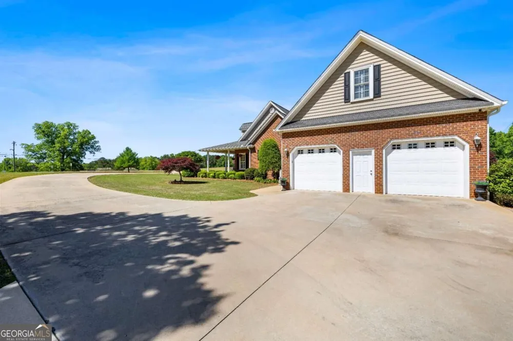 1350 Woodland RD Thomaston, GA 30286