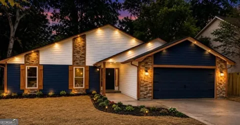 8521 Cedar Creek RDG