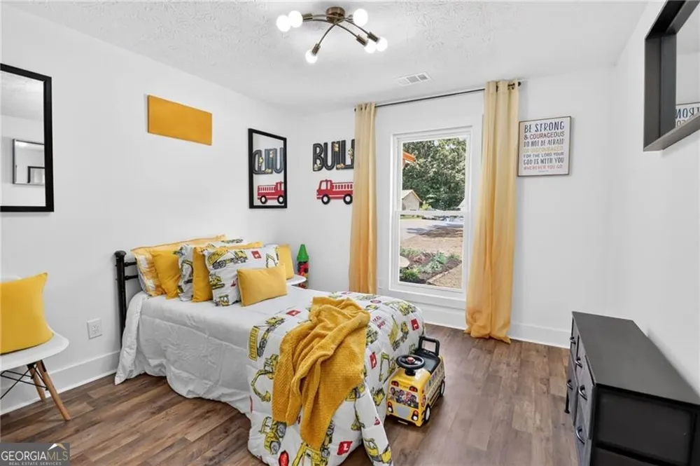 8521 Cedar Creek RDG Riverdale, GA 30274