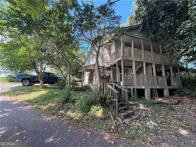 232 Main ST E Dahlonega, GA 30533