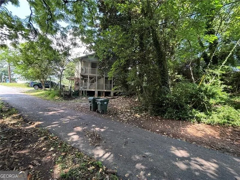 232 Main ST E Dahlonega, GA 30533