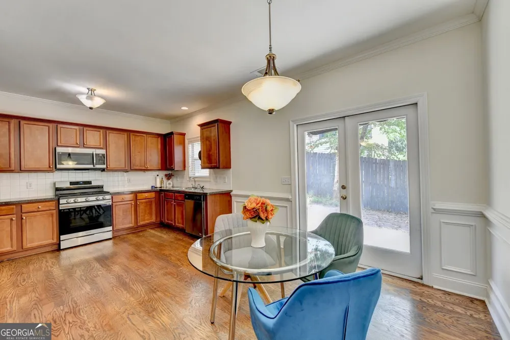 1131 3rd ST Stone Mountain, GA 30083