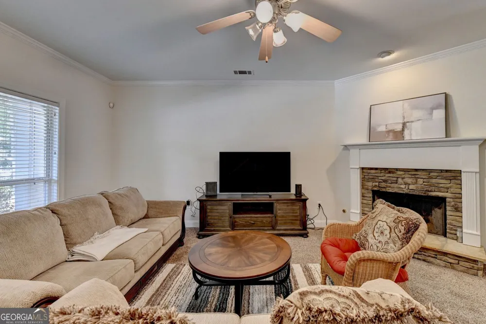 1131 3rd ST Stone Mountain, GA 30083