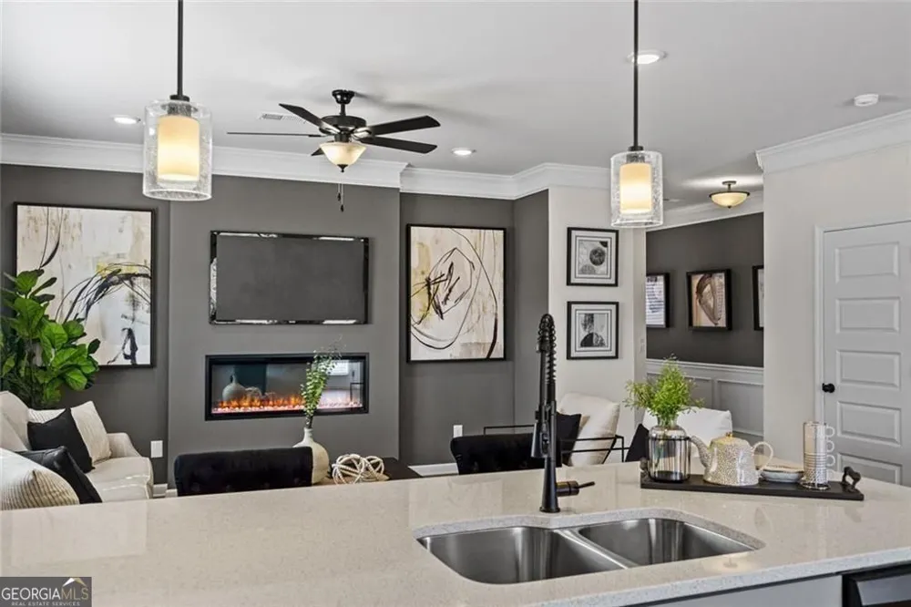 108 Trinity DR Auburn, GA 30011