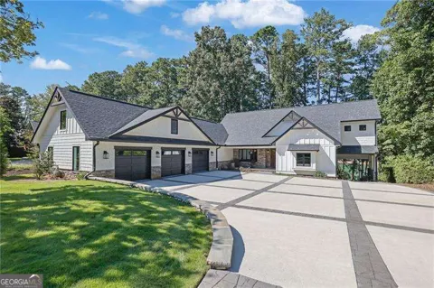 3275 Lanier Beach South RD