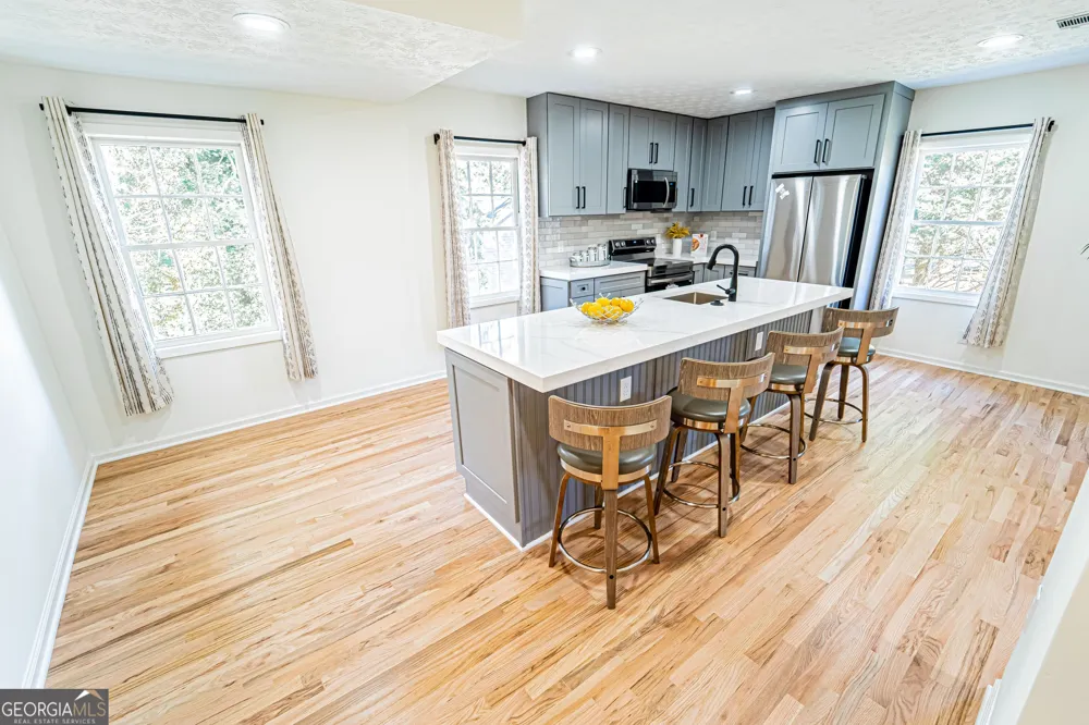 5205 Corinth CIR Stone Mountain, GA 30087