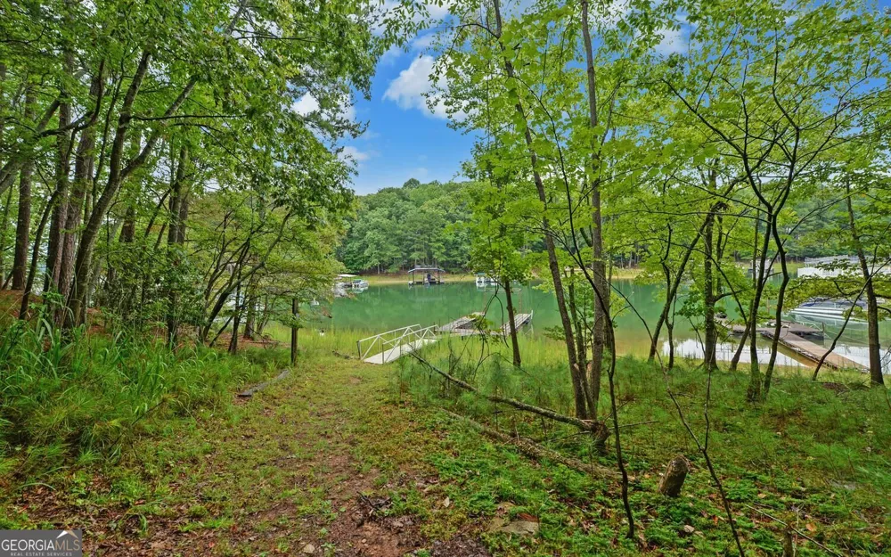 6285 Old Shadburn Ferry RD Buford, GA 30518