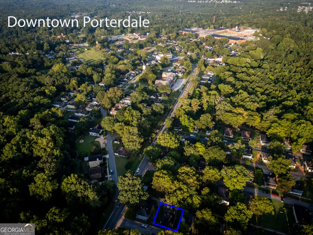 3 Bay ST Covington, GA 30014