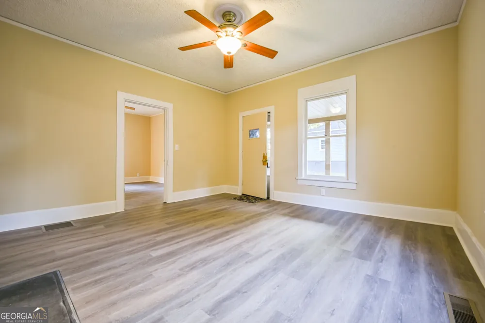 3 Bay ST Covington, GA 30014