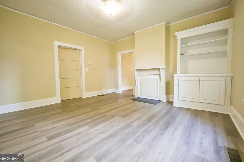 3 Bay ST Covington, GA 30014