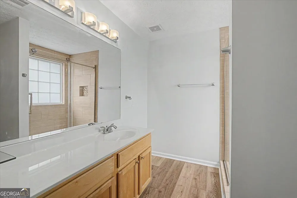 980 Windcroft CIR NW Acworth, GA 30101