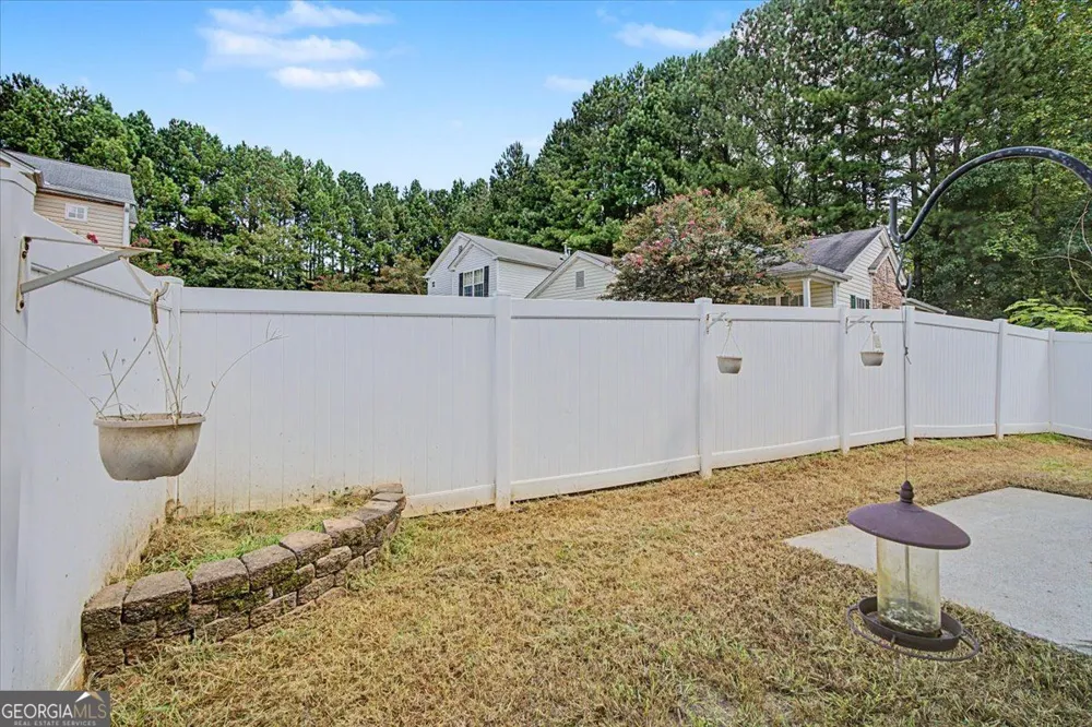 980 Windcroft CIR NW Acworth, GA 30101