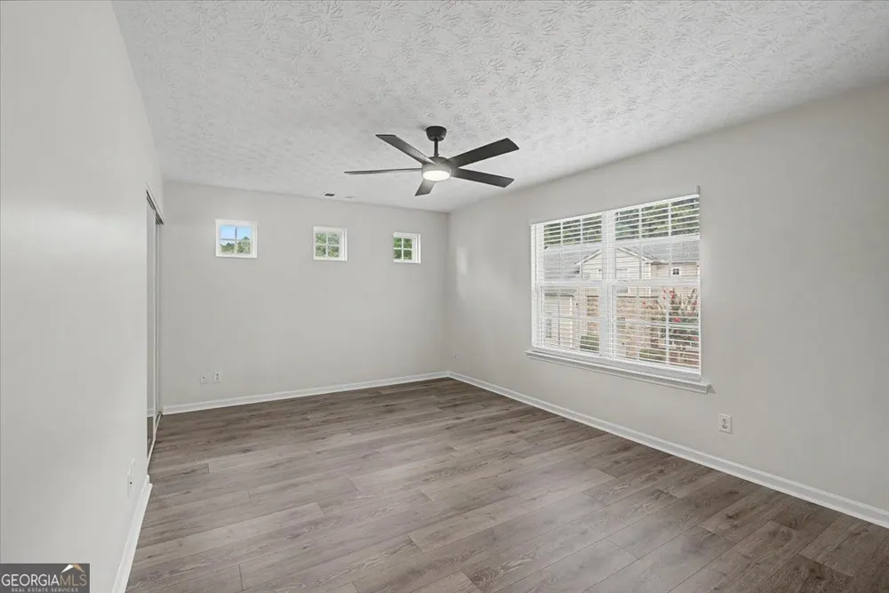 980 Windcroft CIR NW Acworth, GA 30101