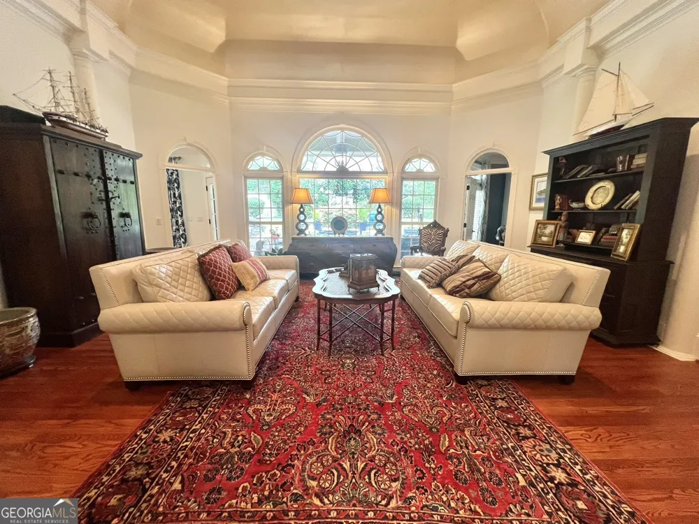 125 Claridge DR Sandy Springs, GA 30342