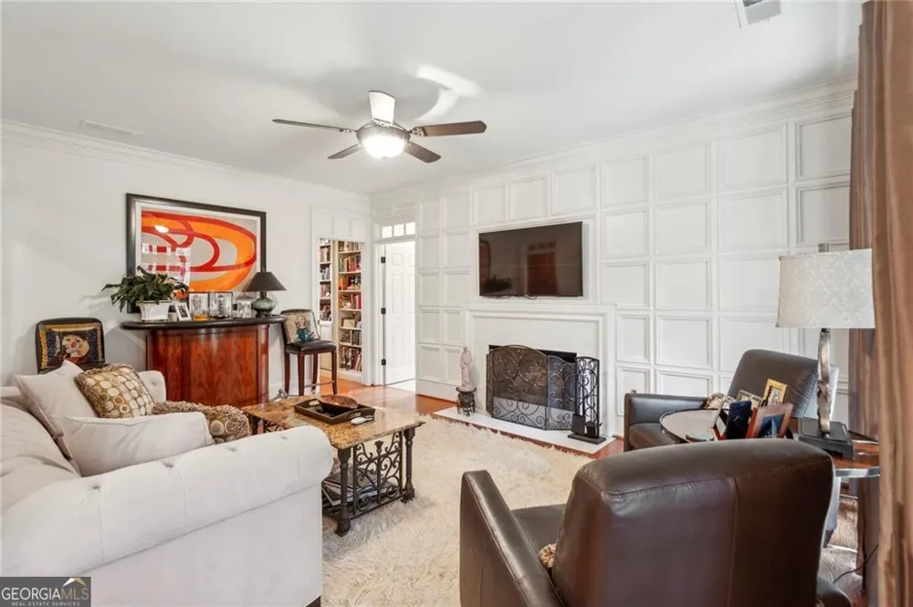 125 Claridge DR Sandy Springs, GA 30342