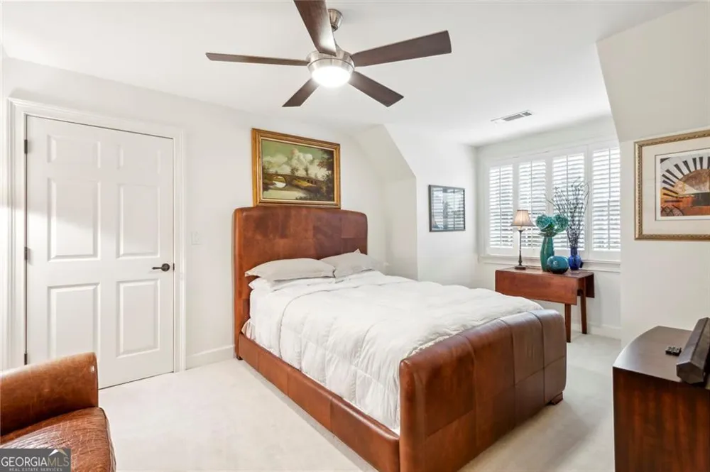 125 Claridge DR Sandy Springs, GA 30342