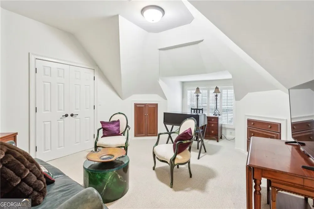 125 Claridge DR Sandy Springs, GA 30342