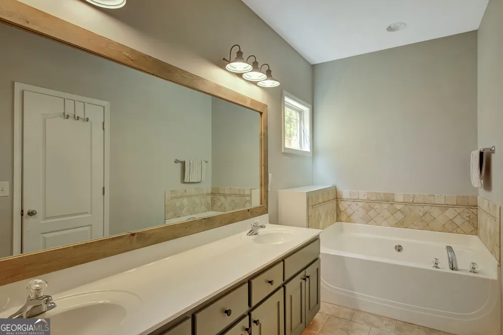 75 Covington TER Newnan, GA 30263