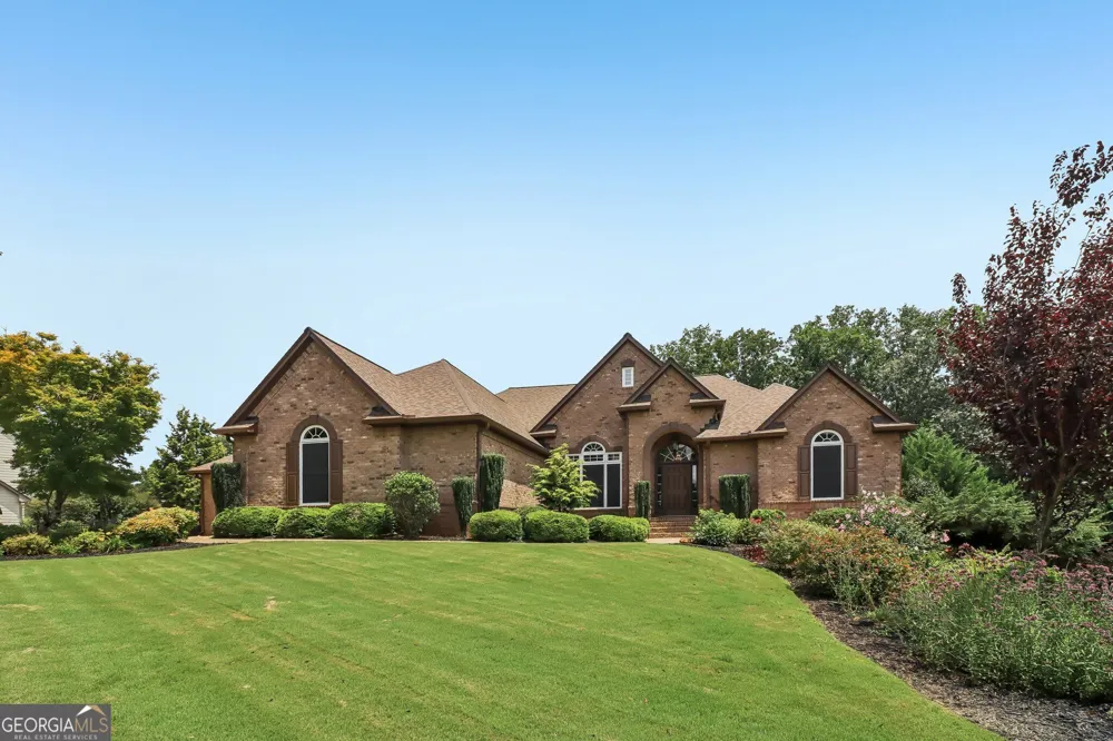 5715 Catalpa CT Cumming, GA 30040