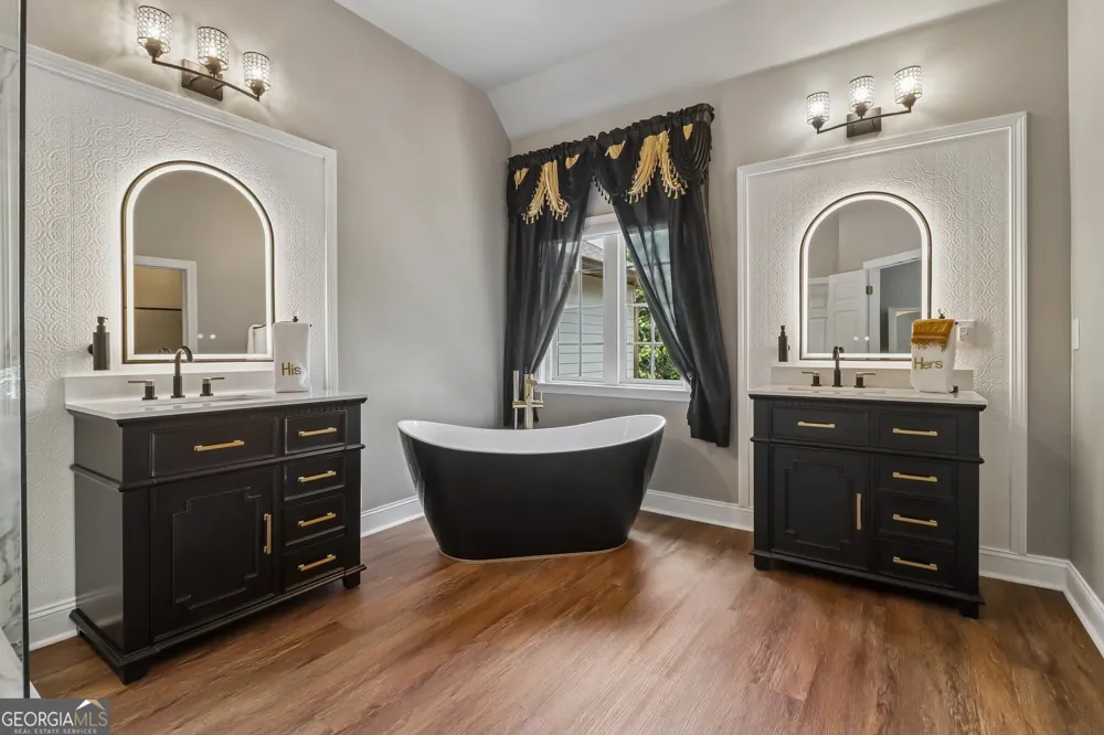 5715 Catalpa CT Cumming, GA 30040