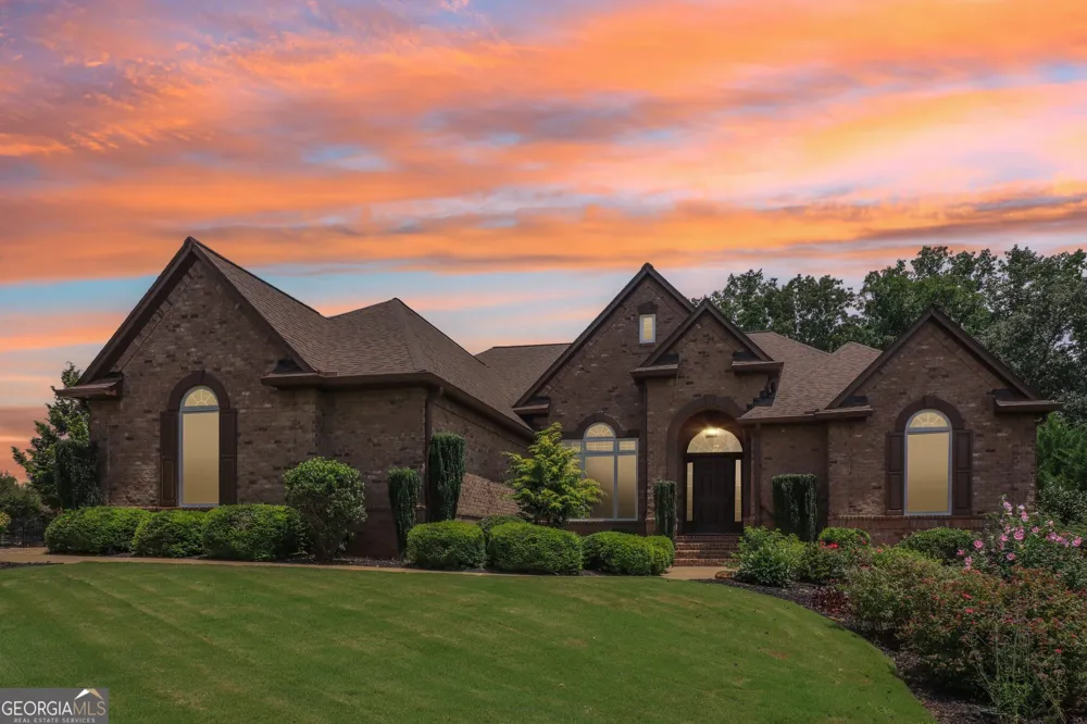 5715 Catalpa CT Cumming, GA 30040