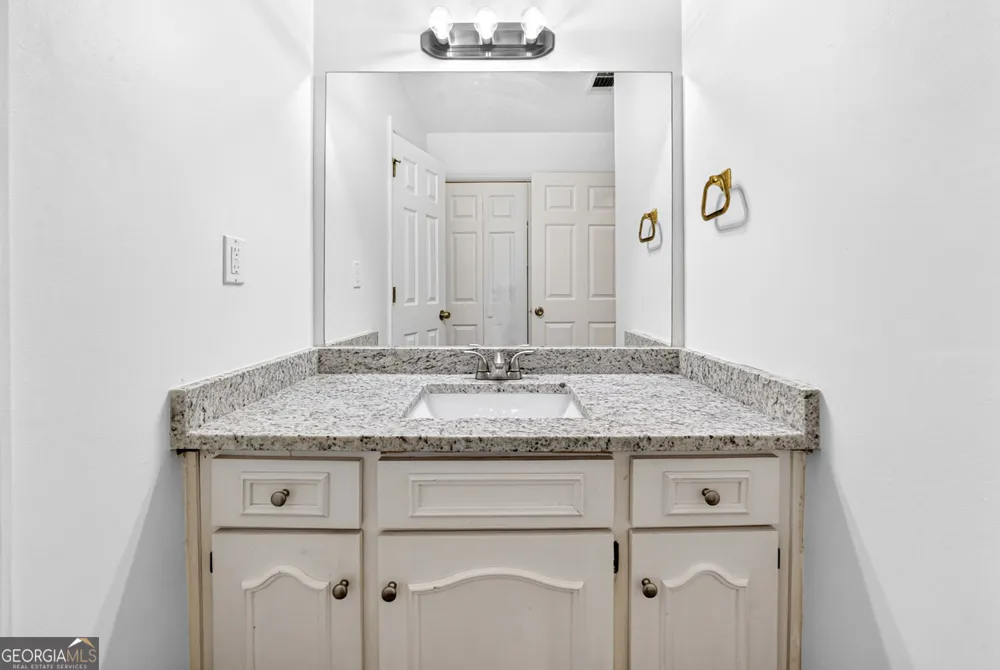 106 McKinley CIR LaGrange, GA 30240