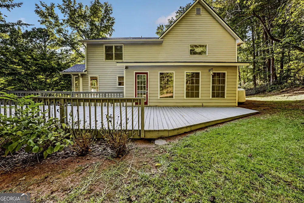 106 McKinley CIR LaGrange, GA 30240