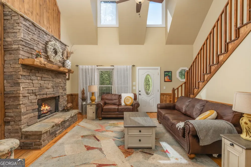 31 Nahunta CT Ellijay, GA 30540