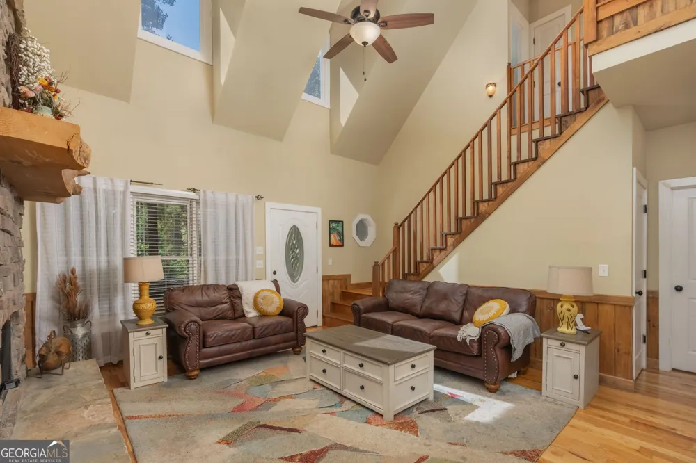 31 Nahunta CT Ellijay, GA 30540