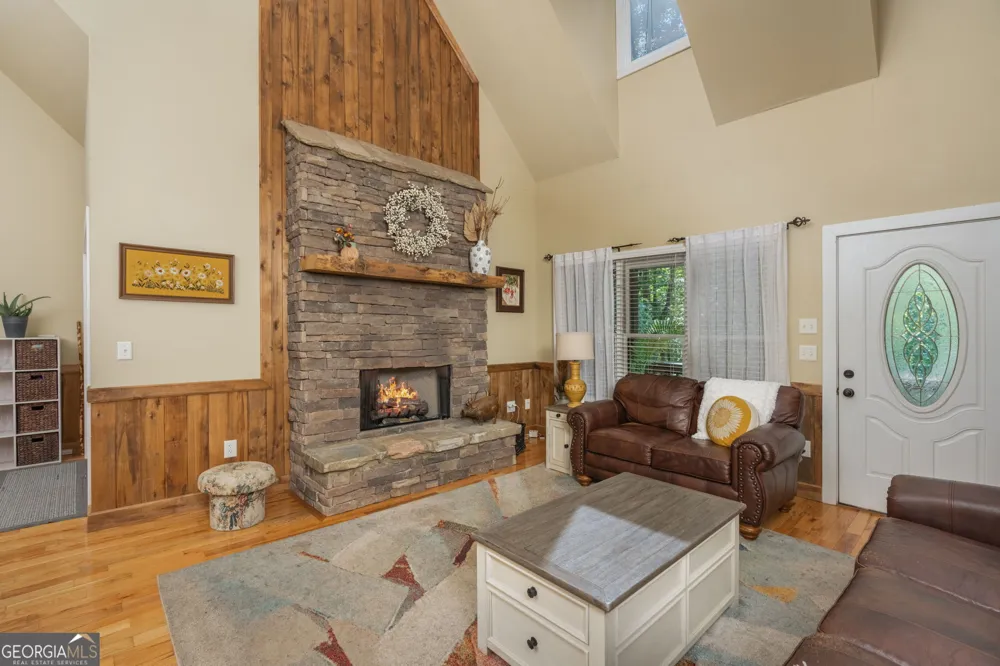 31 Nahunta CT Ellijay, GA 30540