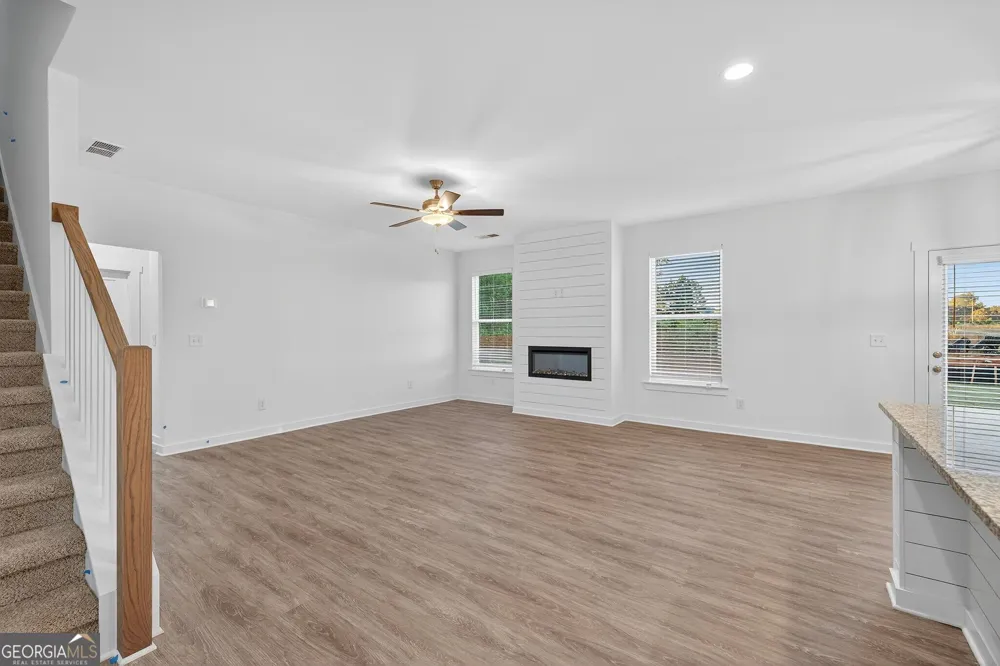 196 Cochin DR Statham, GA 30666