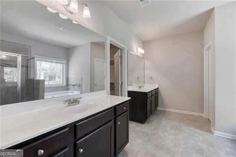 5216 Apple Grove RD Buford, GA 30519