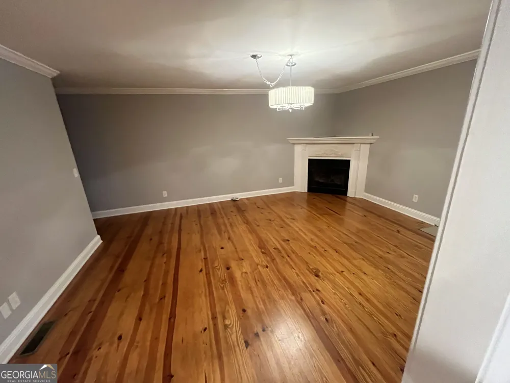 283 Meadow LN Dahlonega, GA 30533