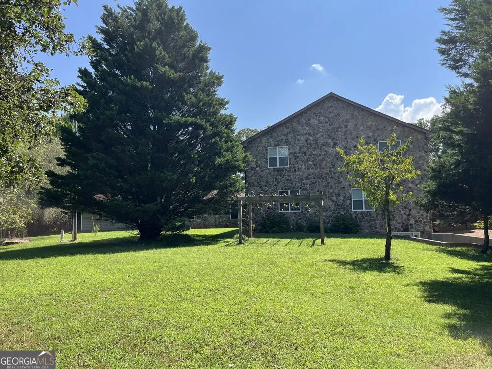 283 Meadow LN Dahlonega, GA 30533