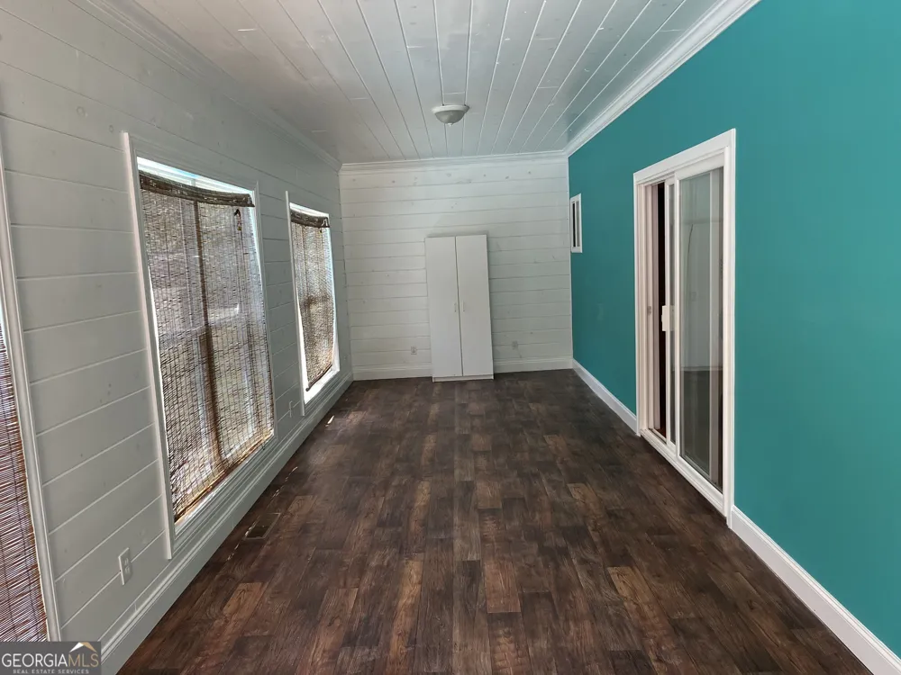 283 Meadow LN Dahlonega, GA 30533
