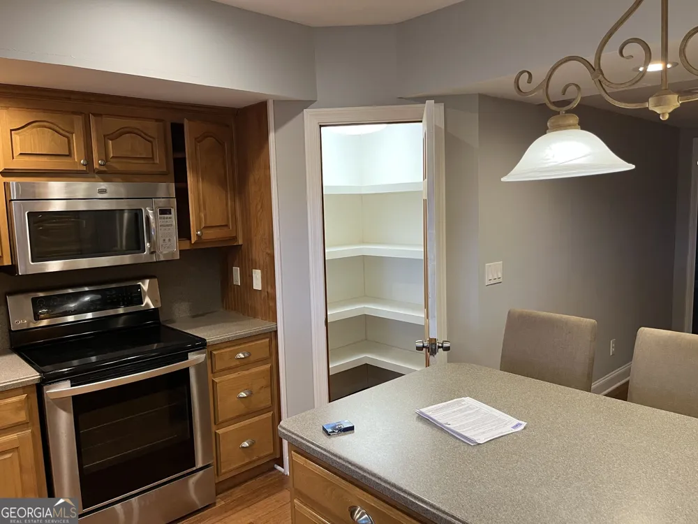 283 Meadow LN Dahlonega, GA 30533