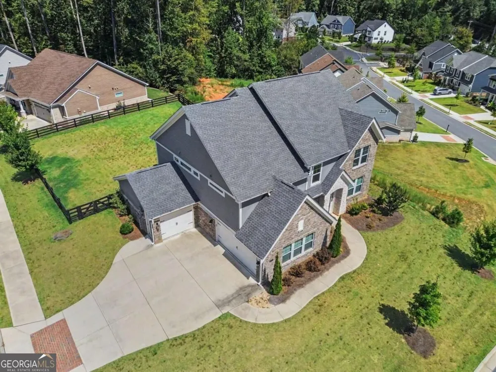 8110 Tavern RD Ball Ground, GA 30107