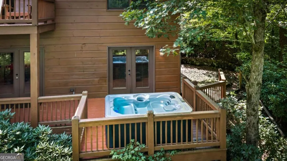 383 River Escape DR Ellijay, GA 30540